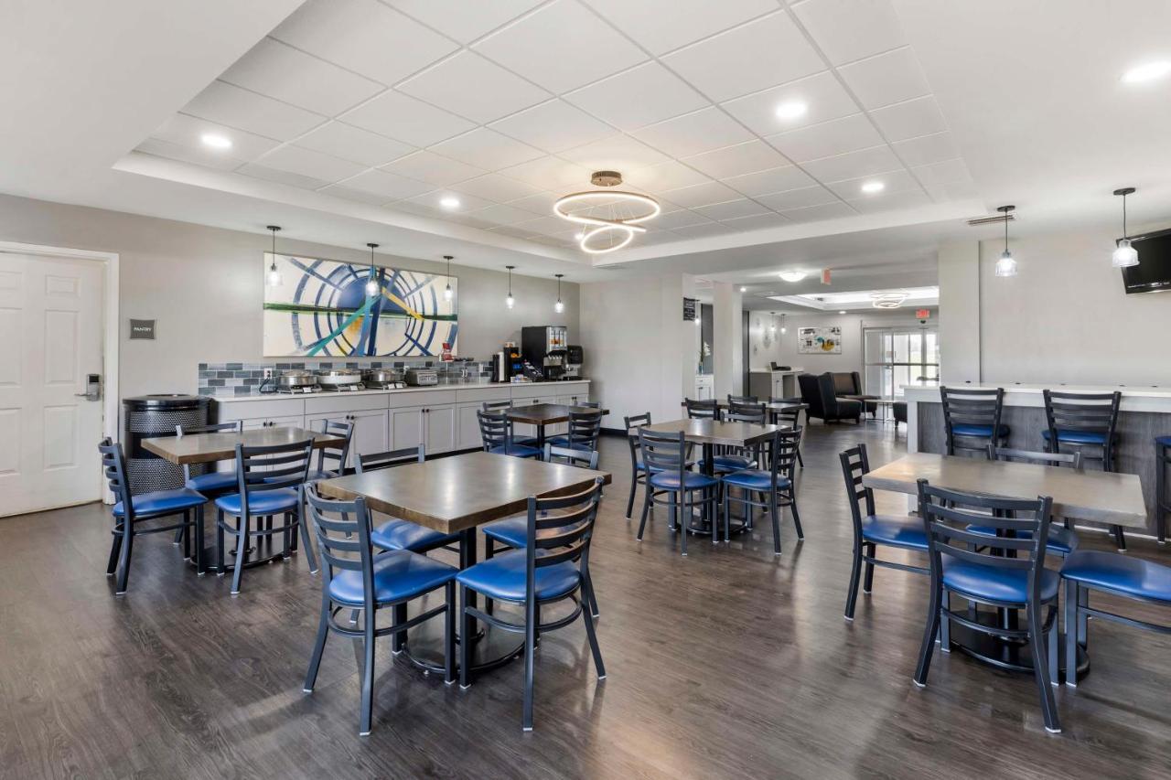 Best Western Plus Midamerica Hotel Mascoutah Buitenkant foto