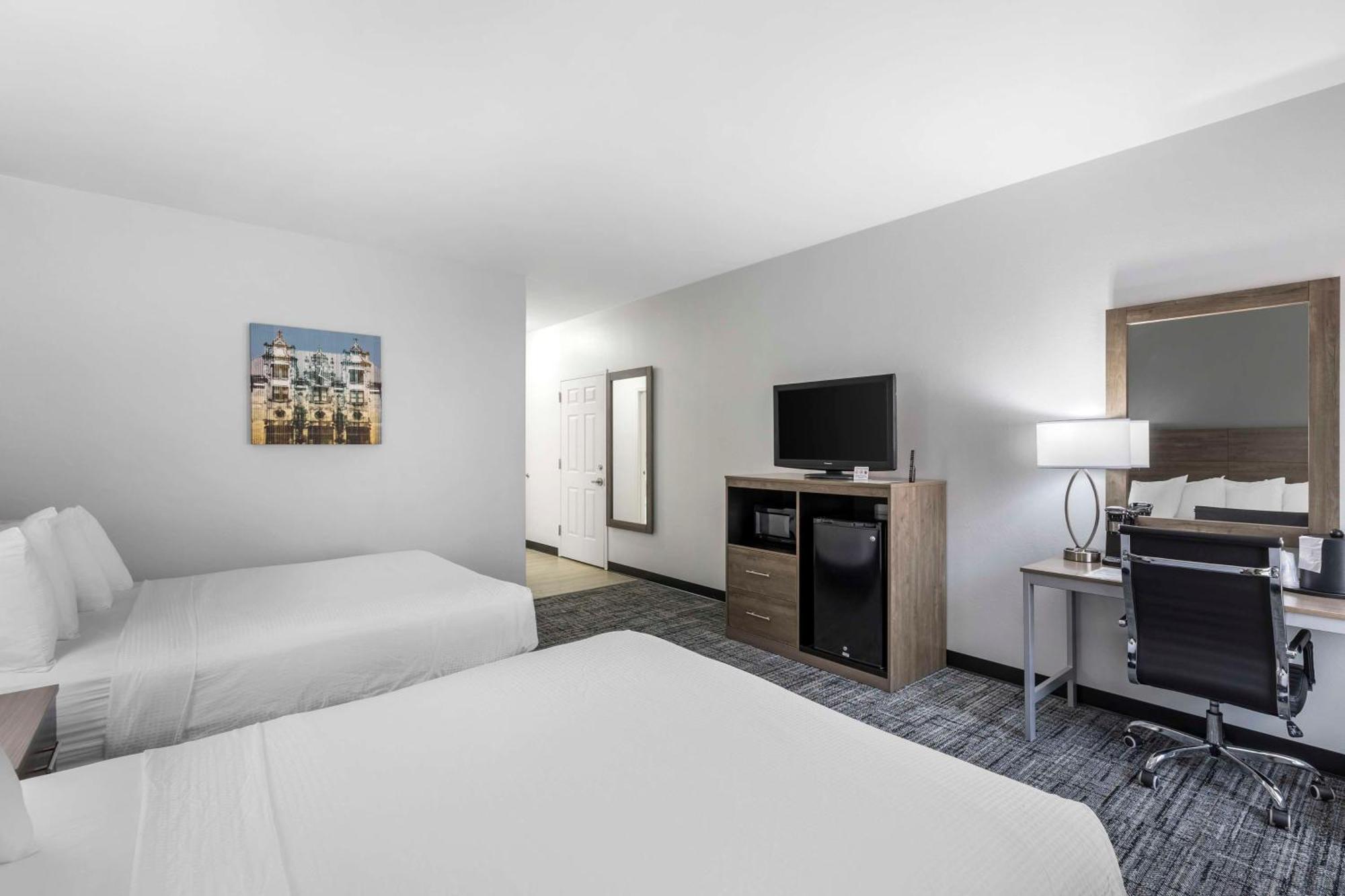 Best Western Plus Midamerica Hotel Mascoutah Buitenkant foto